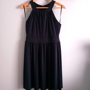 Banana Republic Shift Dress navy blue sleeveless size 6 Halter Neck Zipper Back